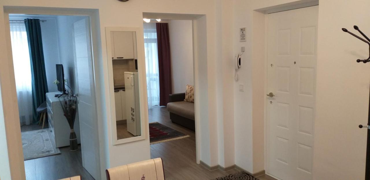 Luxury-Apartment Ultracentral 큼홀룸그몰도베네스크 외부 사진