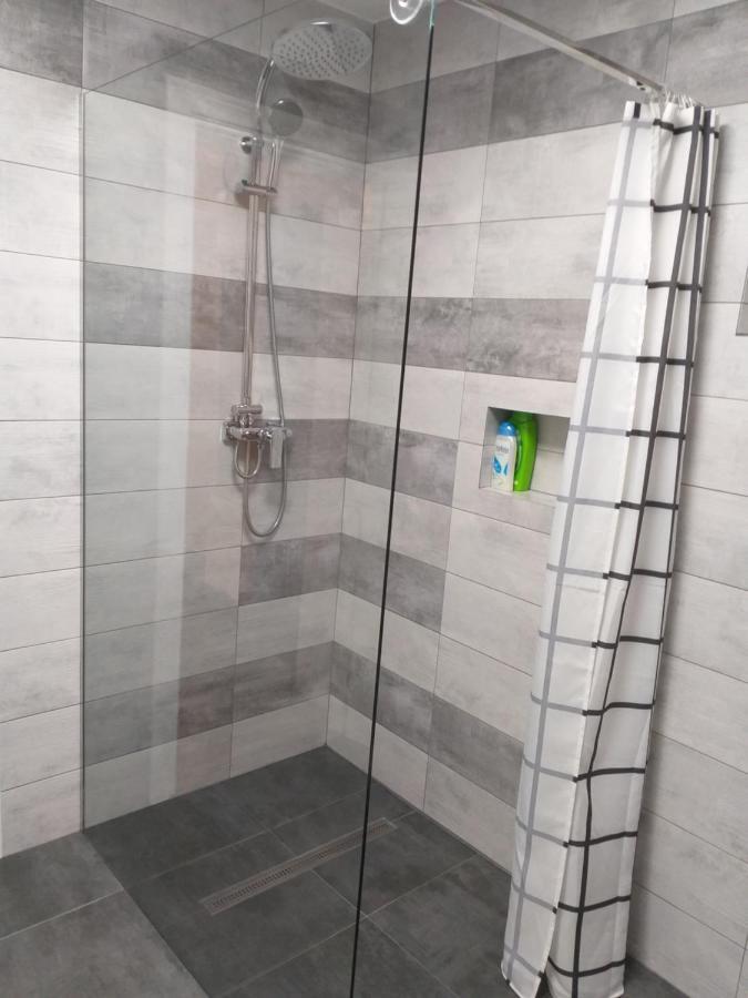 Luxury-Apartment Ultracentral 큼홀룸그몰도베네스크 외부 사진